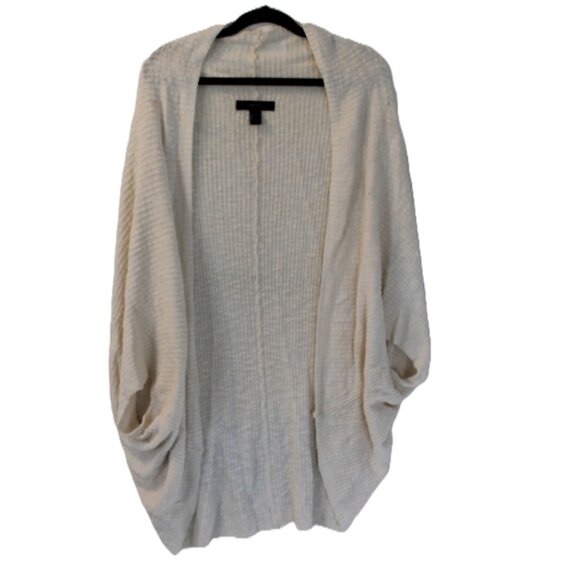 Forever 21 Sweater - Picture 1 of 3